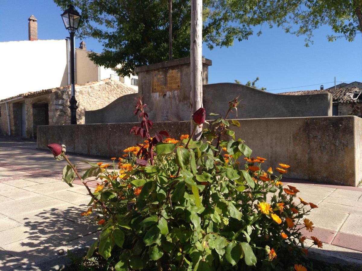 Casa Rural Las Abubillas Mirabueno Exteriör bild